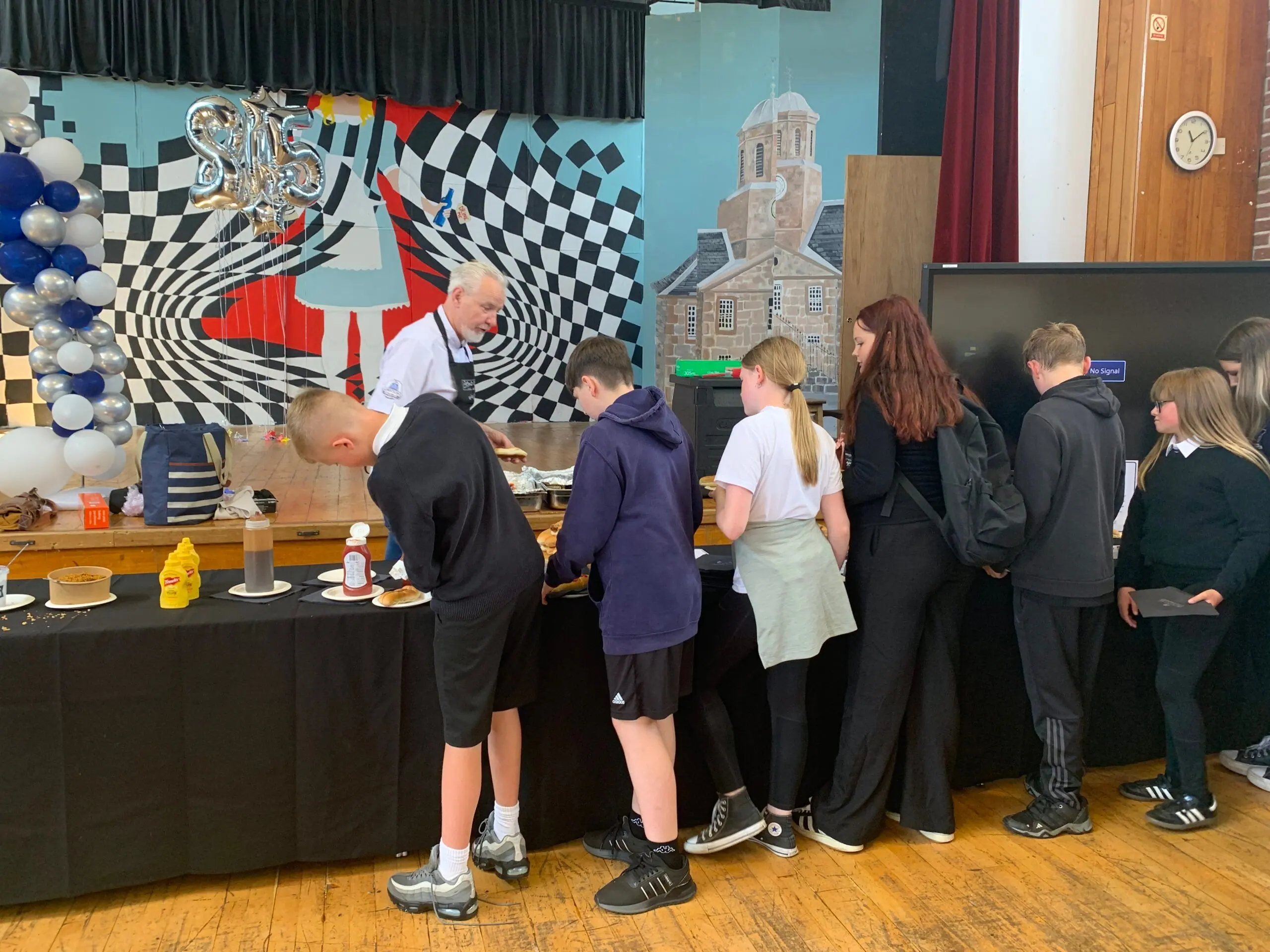 Sanquhar Academy Hot Dog Event June 2025: photo 4