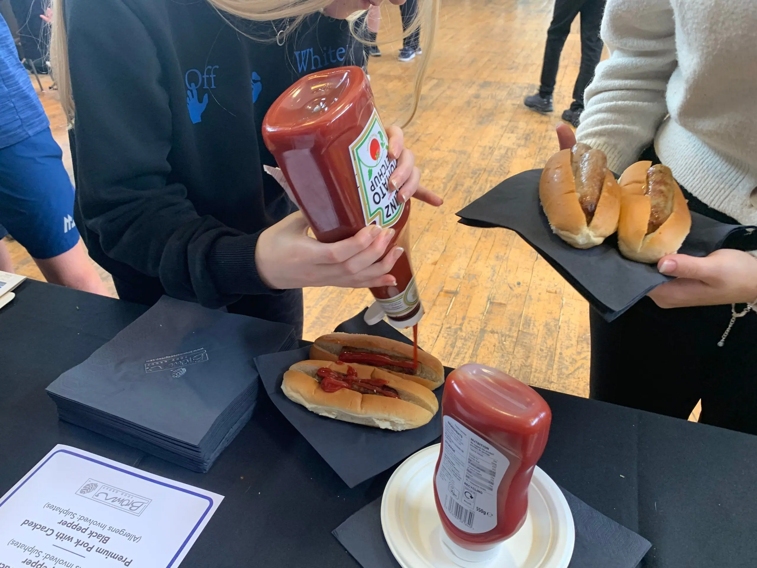 Sanquhar Academy Hot Dog Event June 2025: photo 6